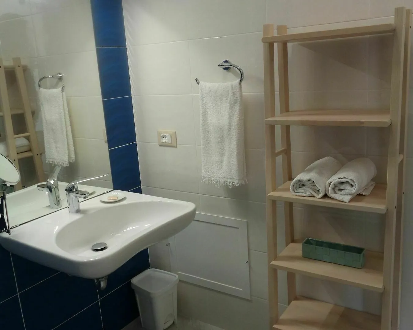 Eryx Apartments Erice