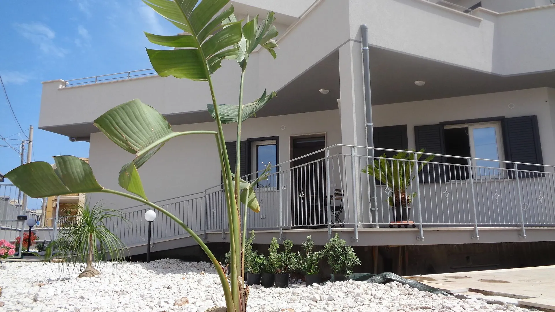 Eryx Apartments Erice